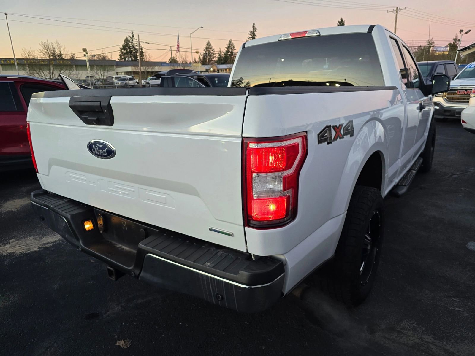 Used 2018 Ford F150 XLT w/ Equipment Group 301A Mid image 5