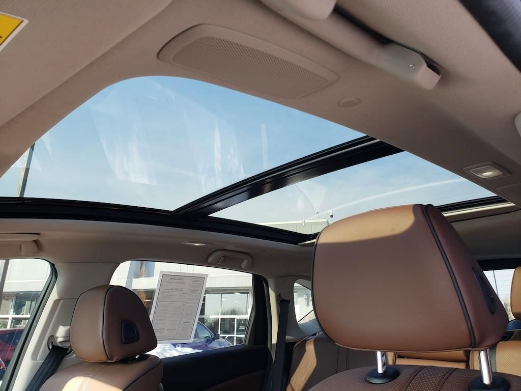 Certified 2024 Acura RDX SH-AWD w/ Advance Package image 35