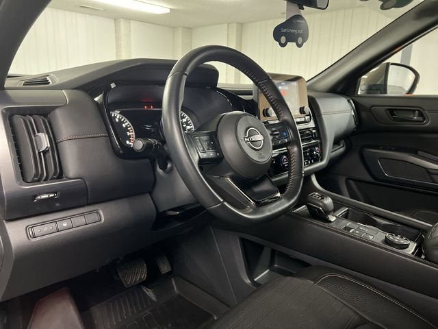 Used 2024 Nissan Pathfinder Rock Creek image 10