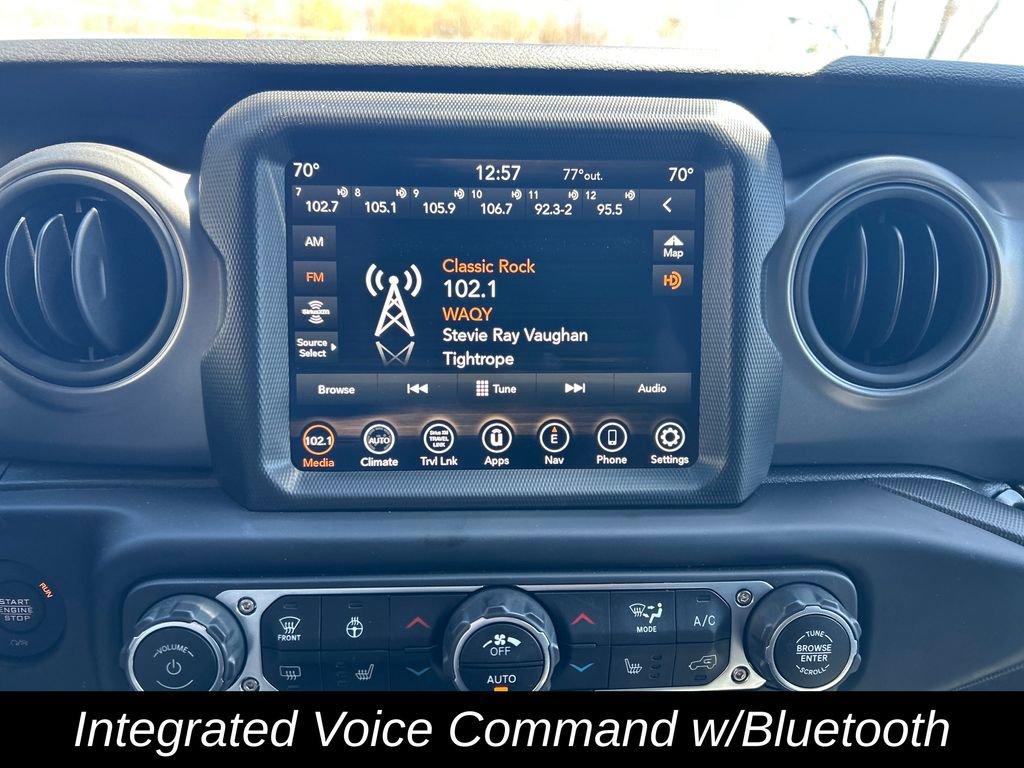 Used 2022 Jeep Gladiator Willys AWD/4WD image 20