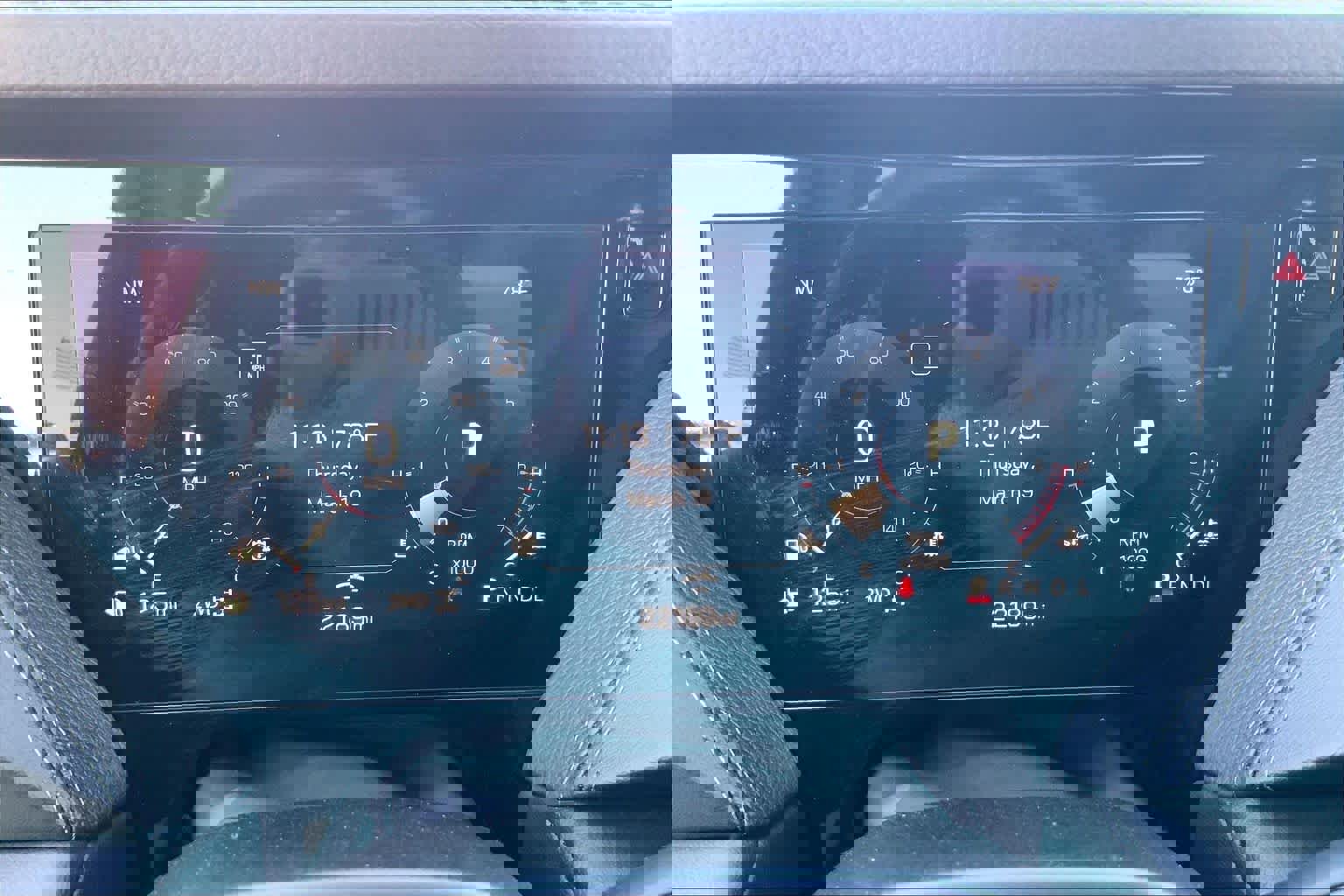 Used 2025 GMC Yukon Denali image 26