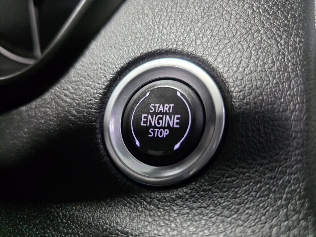 Used 2019 Cadillac XT4 Sport AWD/4WD image 17