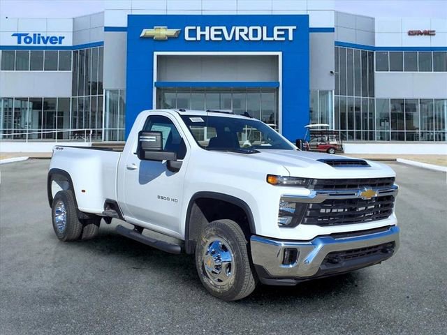 New 2026 Chevrolet Silverado 3500 LT image 2