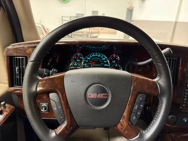 Used 2014 GMC Savana 1500 image 18
