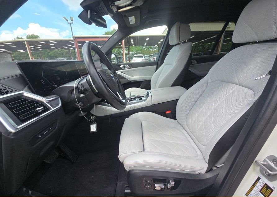 Used 2026 BMW X5 xDrive40i AWD/4WD image 5