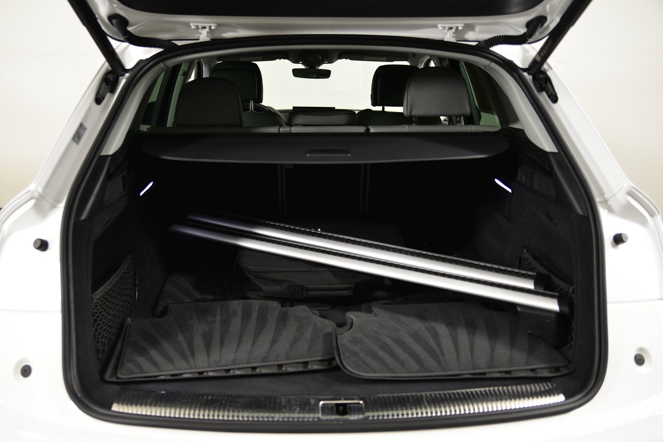 Certified 2022 Audi Q5 e Premium w/ Convenience Package image 24