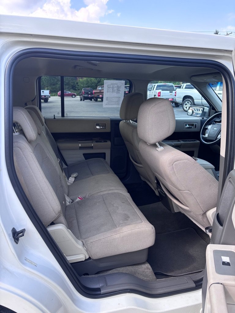 Used 2011 Ford Flex SEL AWD/4WD image 12