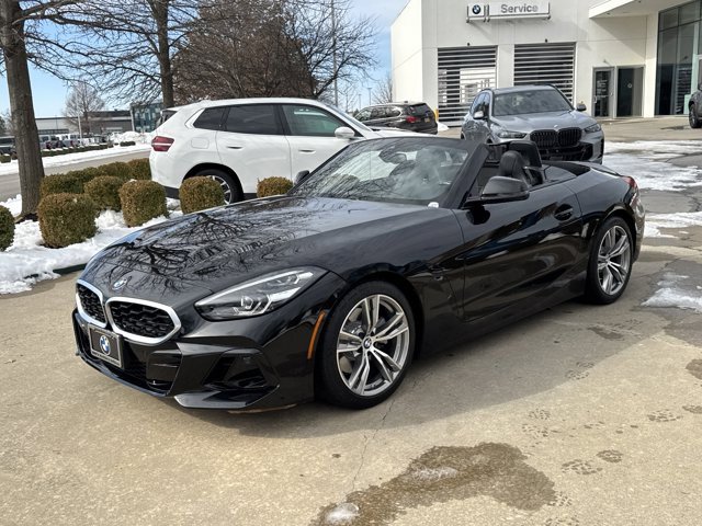 Certified 2025 BMW Z4 sDrive30i image 7