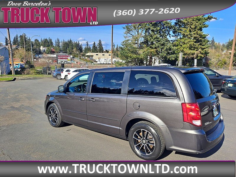 Used 2016 Dodge Grand Caravan SE image 5