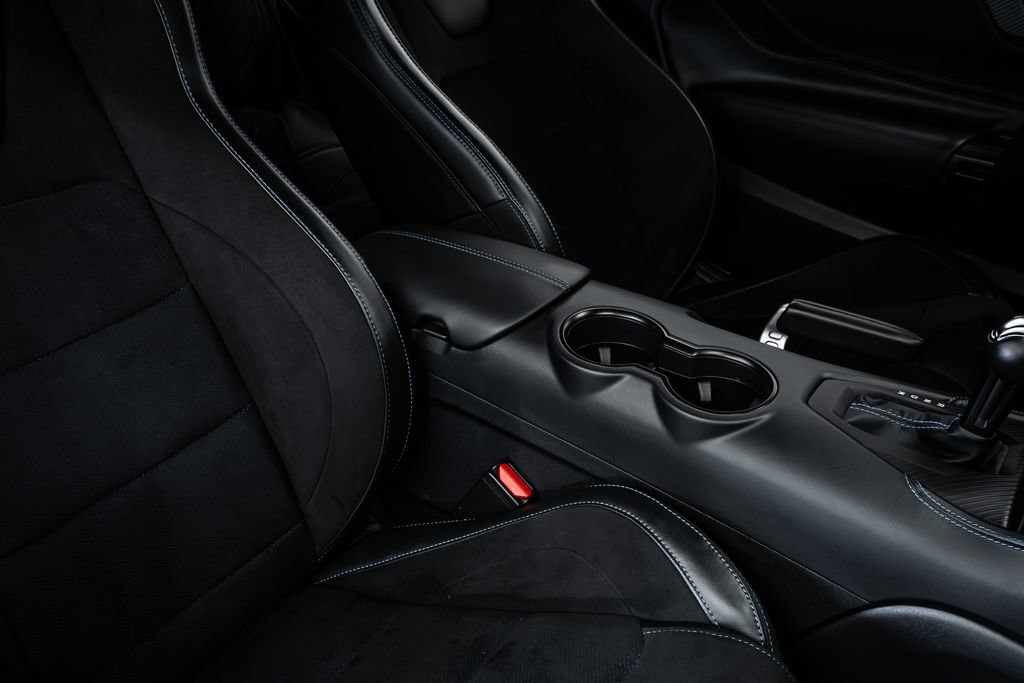 Used 2025 Ford Mustang Dark Horse RWD image 28