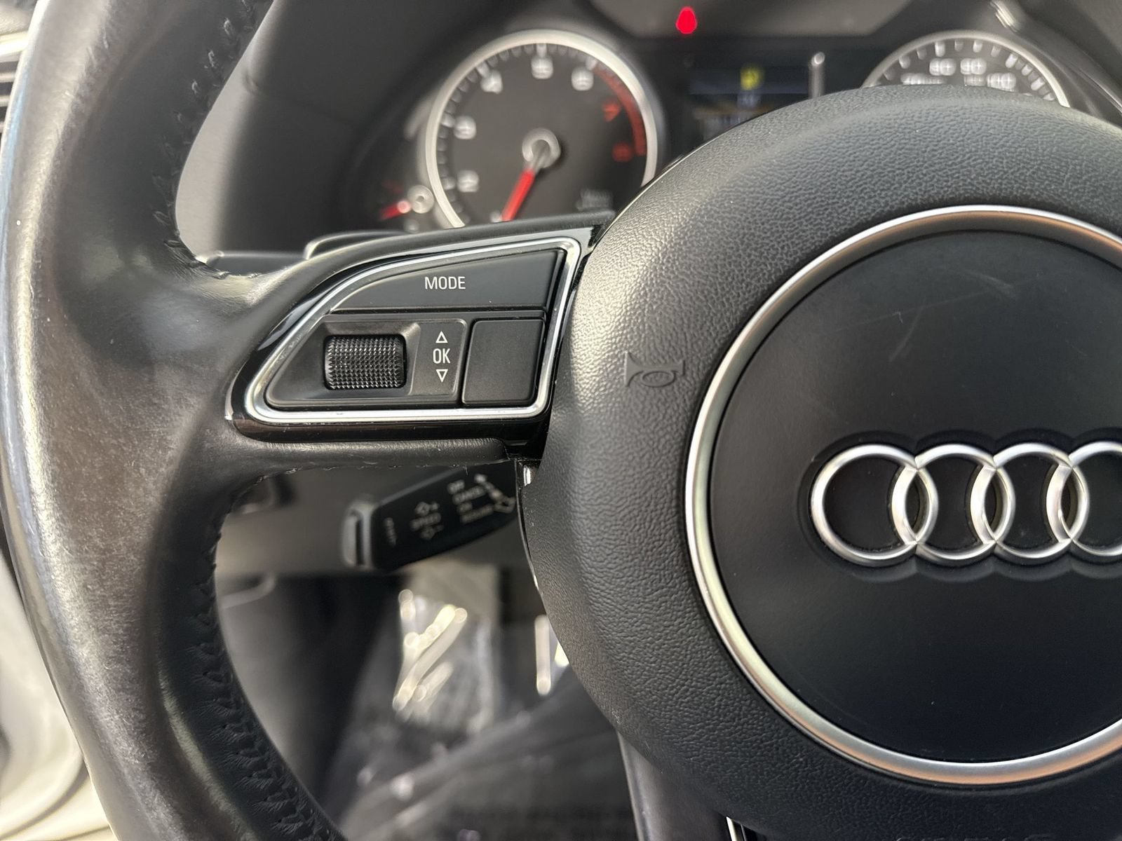 Used 2017 Audi Q5 2.0T Premium Plus w/ Technology Package AWD/4WD image 13