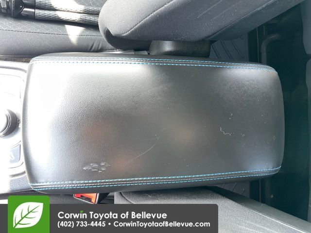 Used 2019 Jeep Grand Cherokee Laredo AWD/4WD image 15