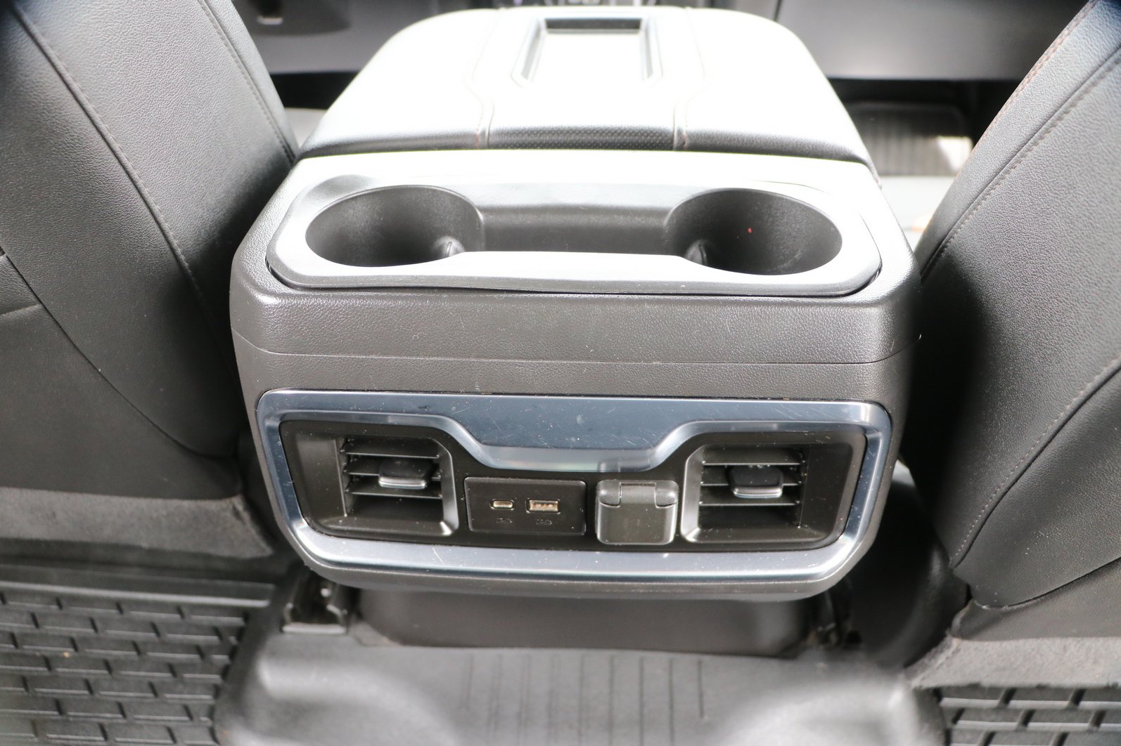 Used 2022 GMC Sierra 1500 AT4 AWD/4WD image 32