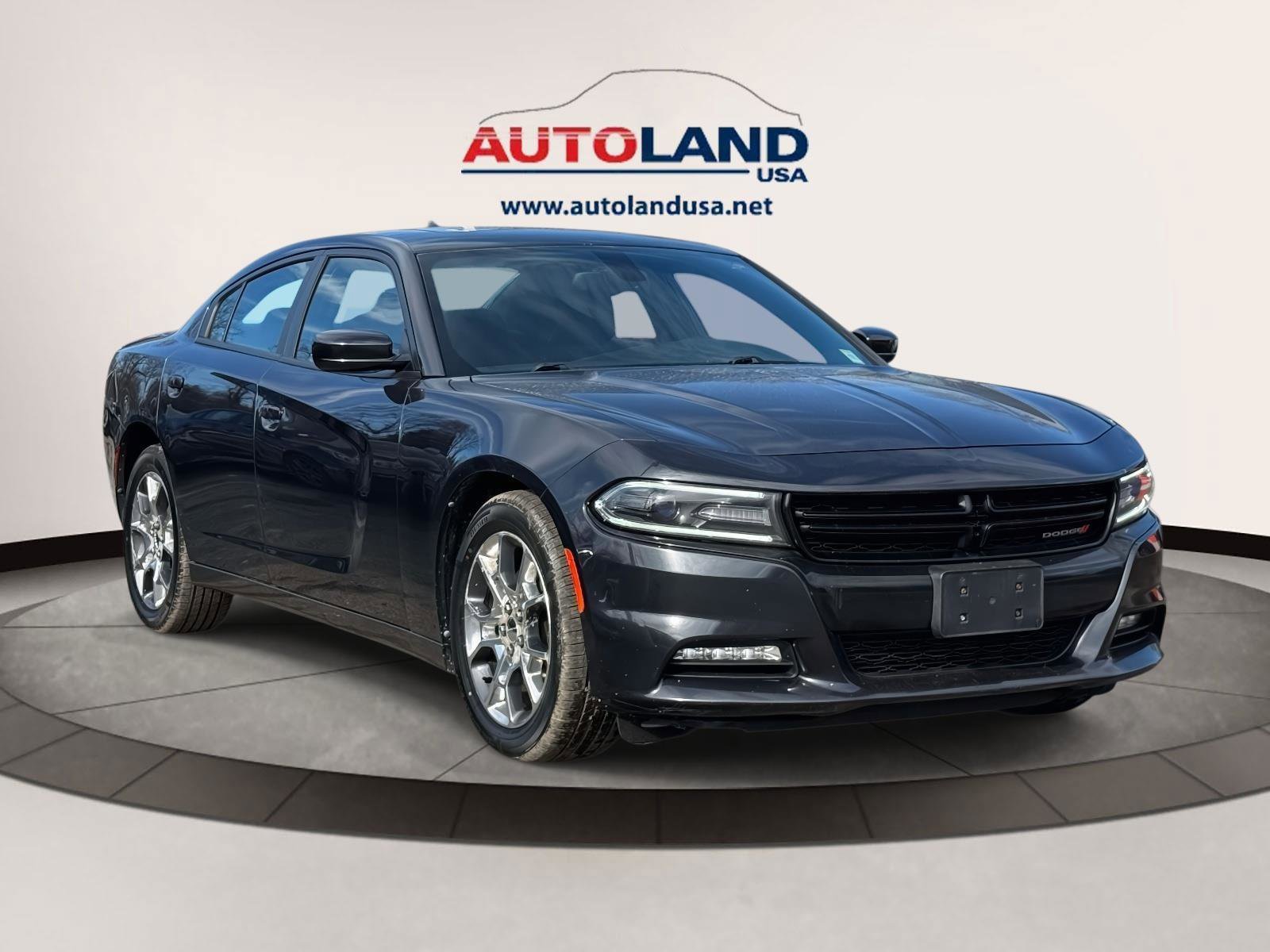 Used 2016 Dodge Charger SXT w/ Rallye Group image 2