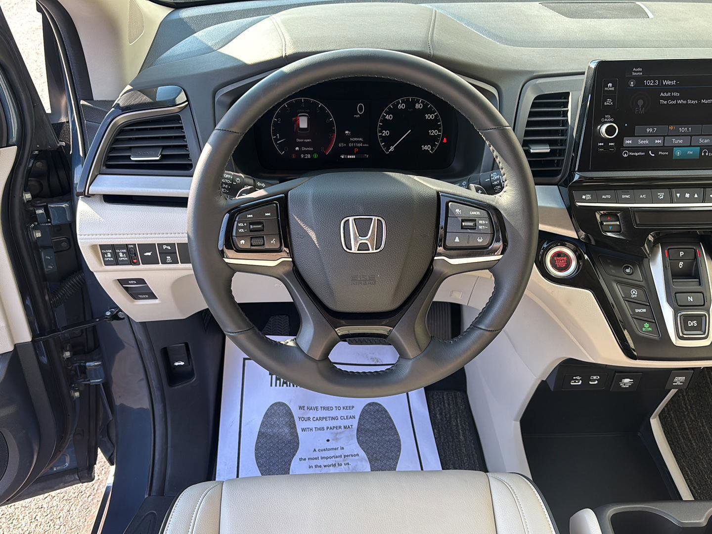Used 2025 Honda Odyssey Touring image 8