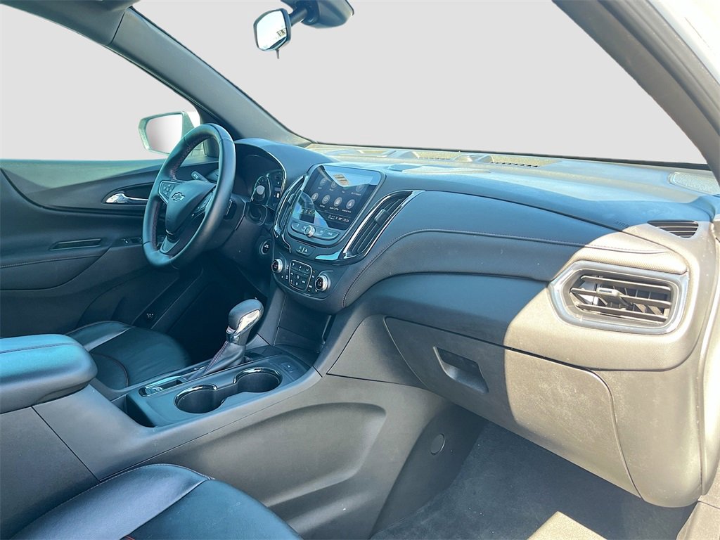 Used 2023 Chevrolet Equinox RS w/ RS Leather Package image 30