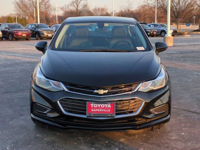 Used 2018 Chevrolet Cruze Premier image 4