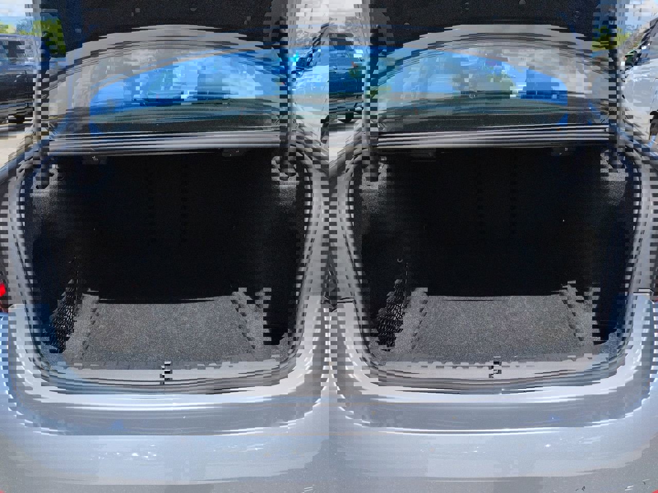 Used 2026 BMW 330i xDrive Sedan AWD/4WD image 13