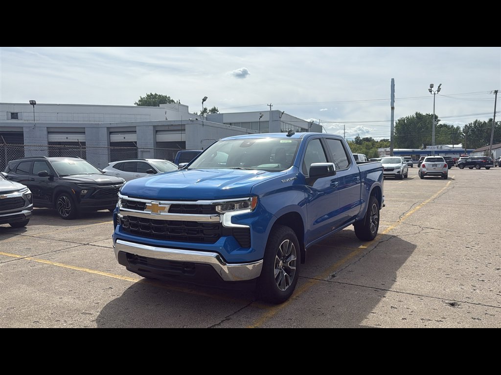 New 2026 Chevrolet Silverado 1500 LT image 2