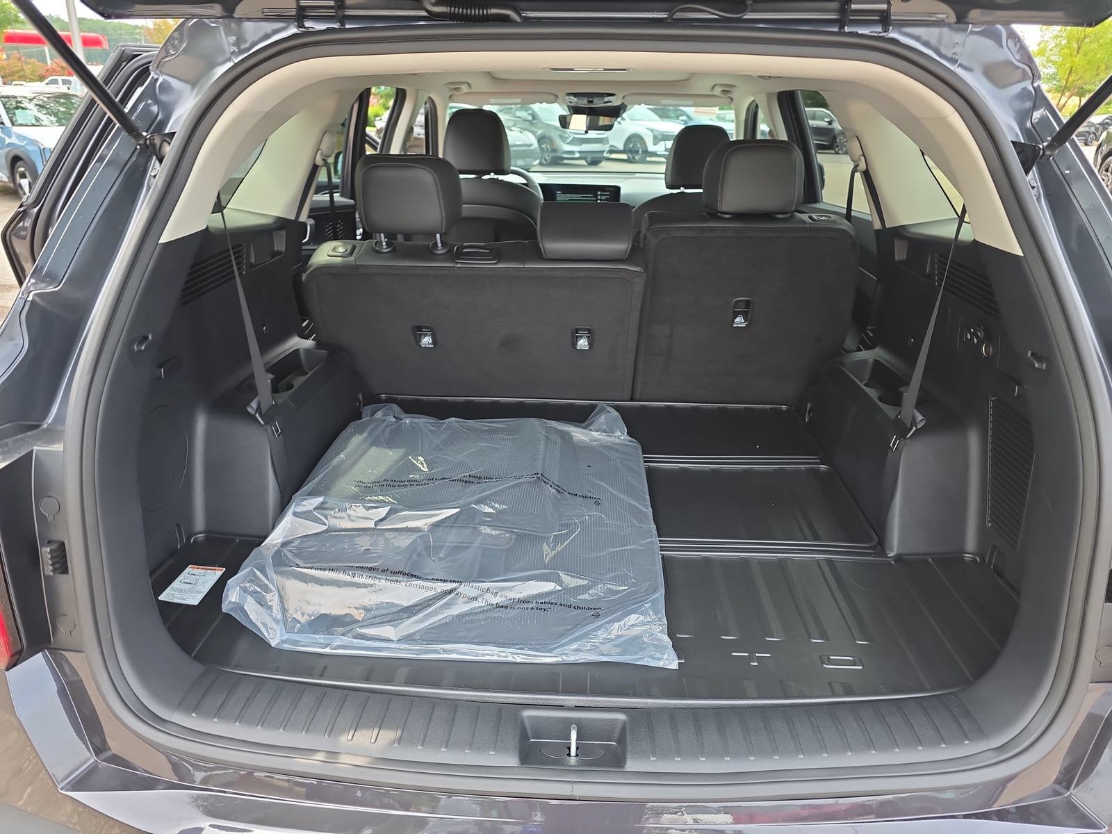 New 2026 Kia Sorento S w/ S Panoramic Sunroof Package FWD image 13