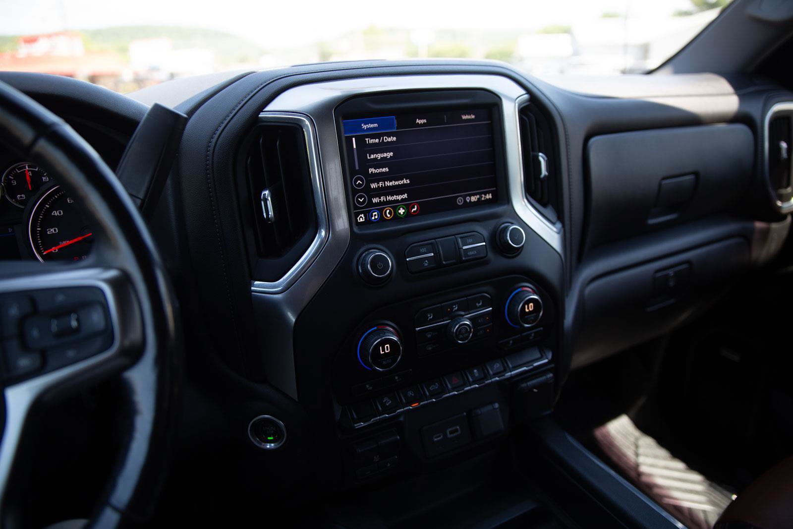 Used 2020 Chevrolet Silverado 1500 LT Trail Boss AWD/4WD image 14
