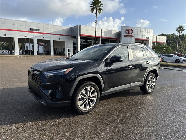 Certified 2022 Toyota RAV4 Limited image 1