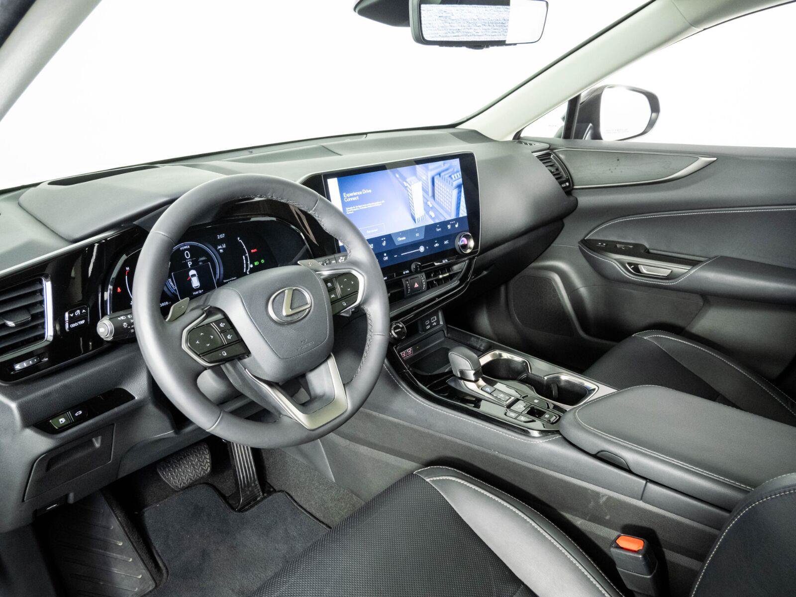 Used 2024 Lexus NX 350h AWD w/ Vision Package image 4