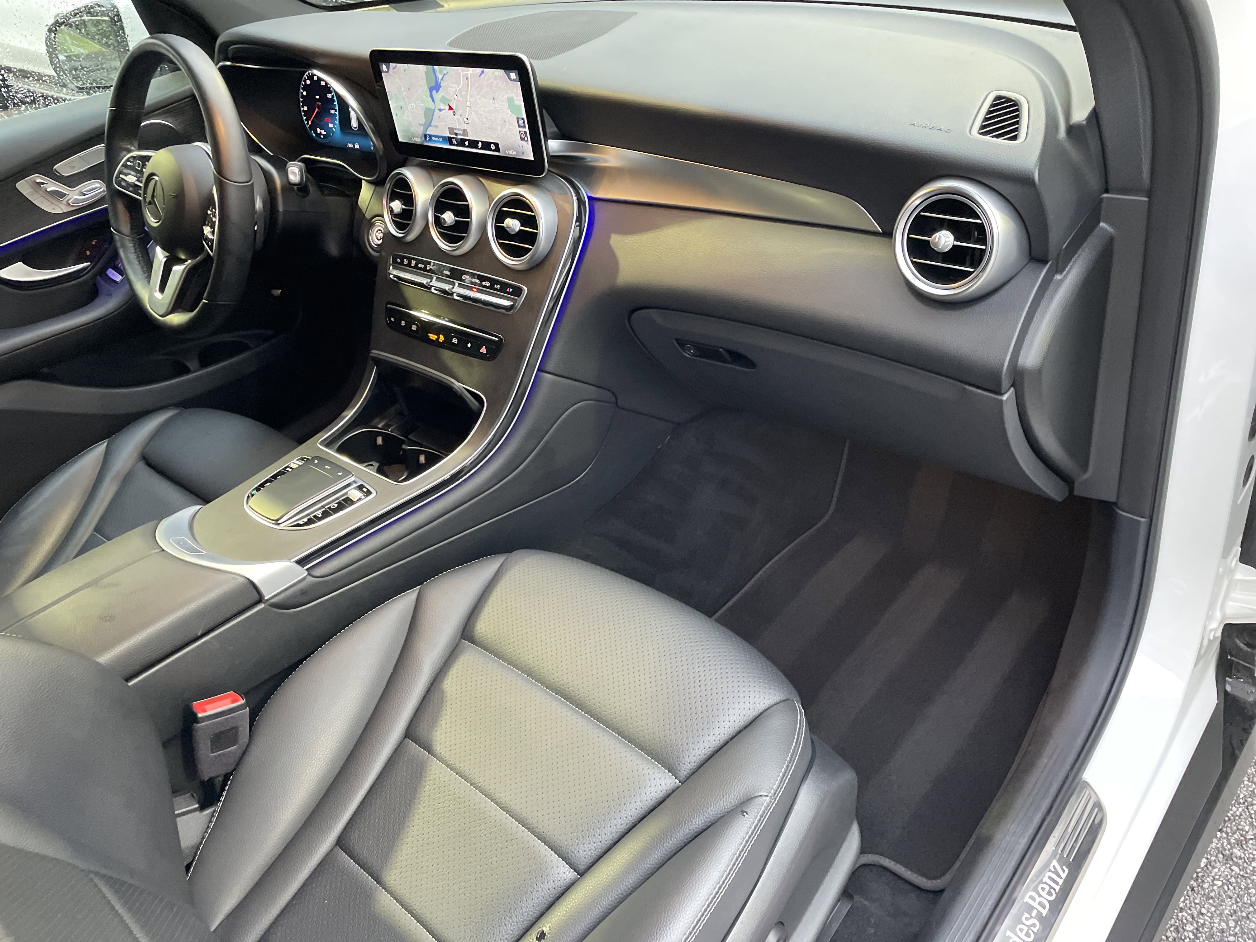 Certified 2022 Mercedes-Benz GLC 300 4MATIC w/ Driver Assistance Package image 48