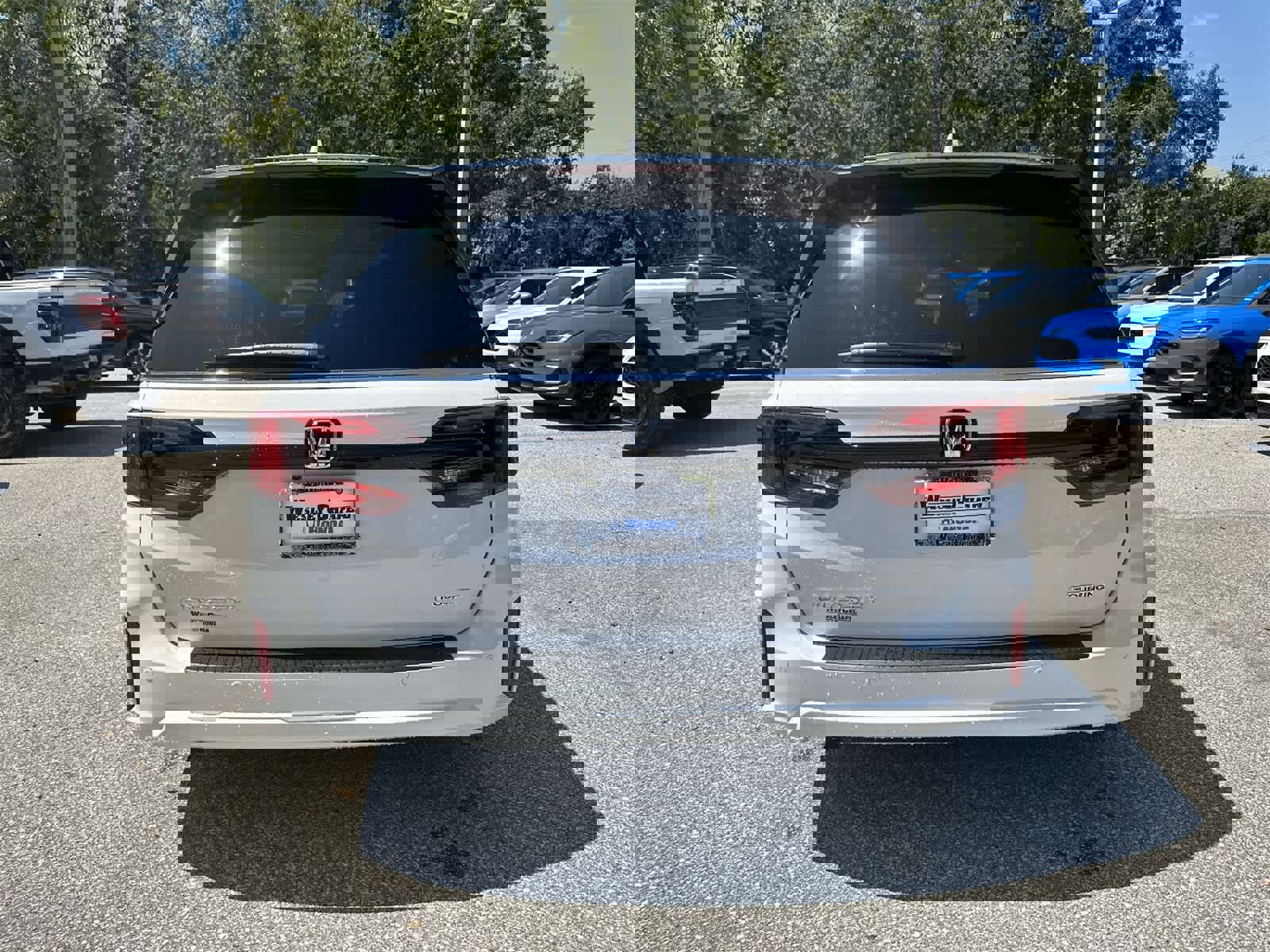 New 2026 Honda Odyssey Touring image 5