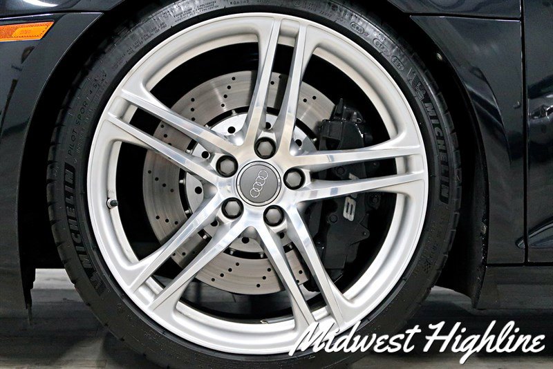 Used 2008 Audi R8 V8 image 16