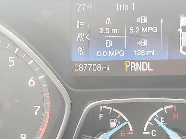 Used 2017 Ford Focus SE w/ Cold Weather Package FWD image 22