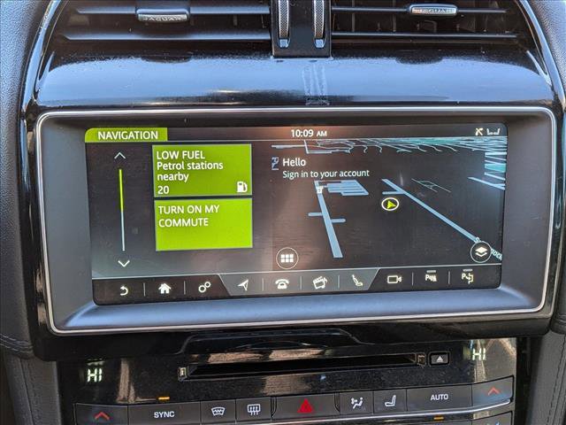 Used 2020 Jaguar F-PACE Prestige image 14