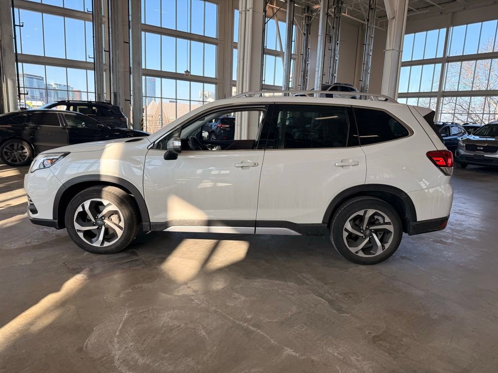 Used 2023 Subaru Forester Touring image 6