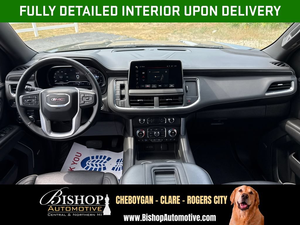 Used 2024 GMC Yukon XL SLT AWD/4WD image 3