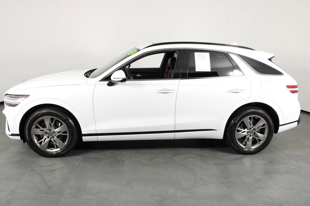 Used 2022 Genesis GV70 3.5T Sport w/ Sport Advanced Package AWD/4WD image 10