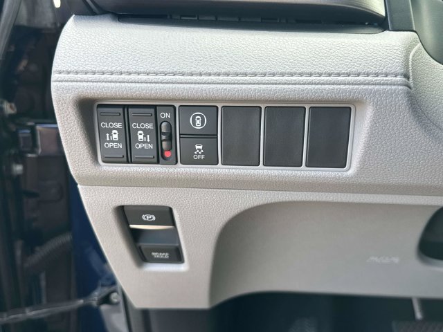 Used 2022 Honda Odyssey EX image 26