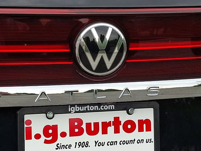 Used 2025 Volkswagen Atlas SE AWD/4WD image 30