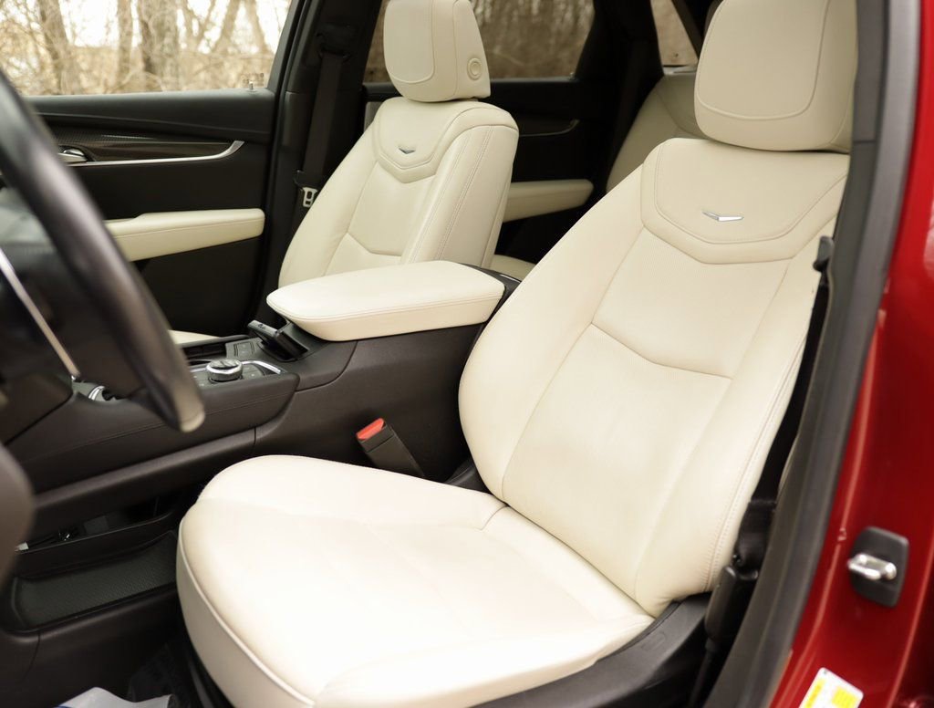 Used 2020 Cadillac XT5 Sportv image 23