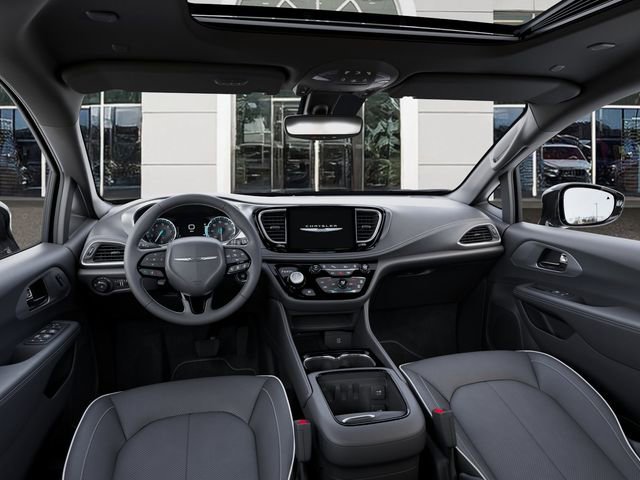 New 2026 Chrysler Pacifica Limited w/ S Appearance Package image 14
