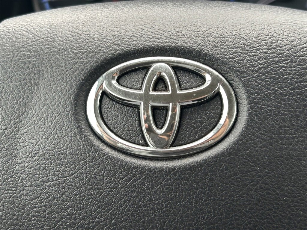 Used 2021 Toyota Tacoma SR5 image 36