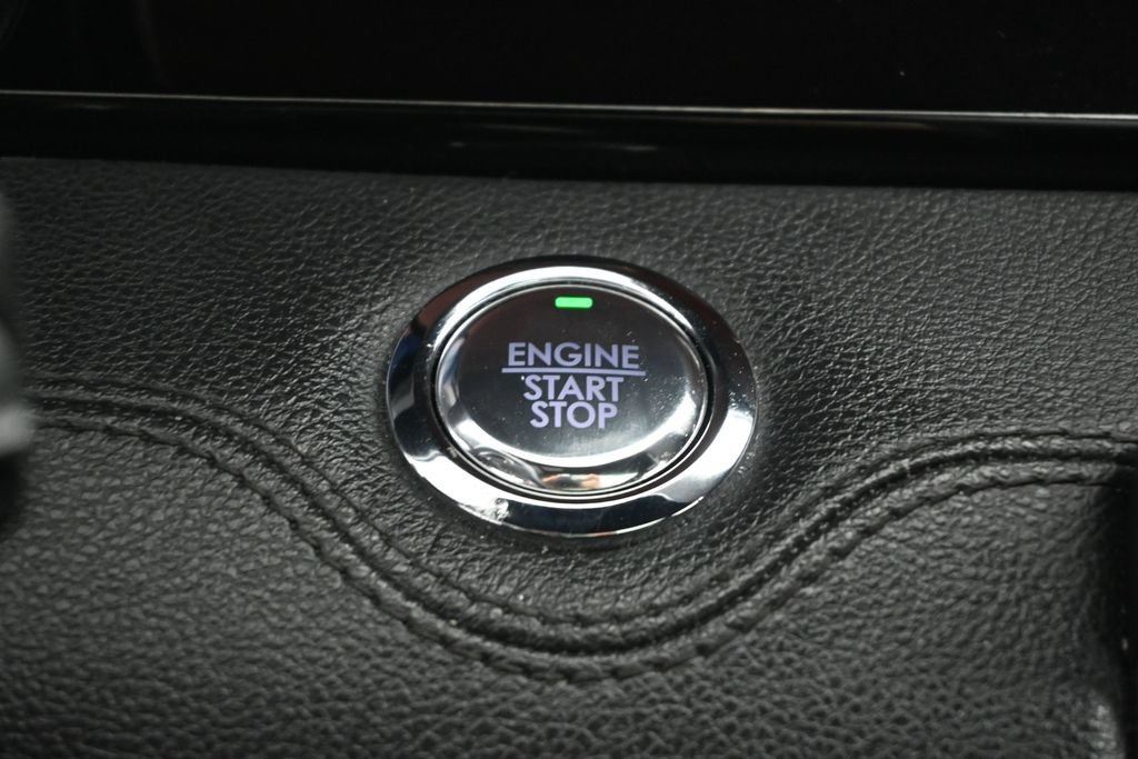 Used 2023 Lincoln Navigator L Reserve AWD/4WD image 12