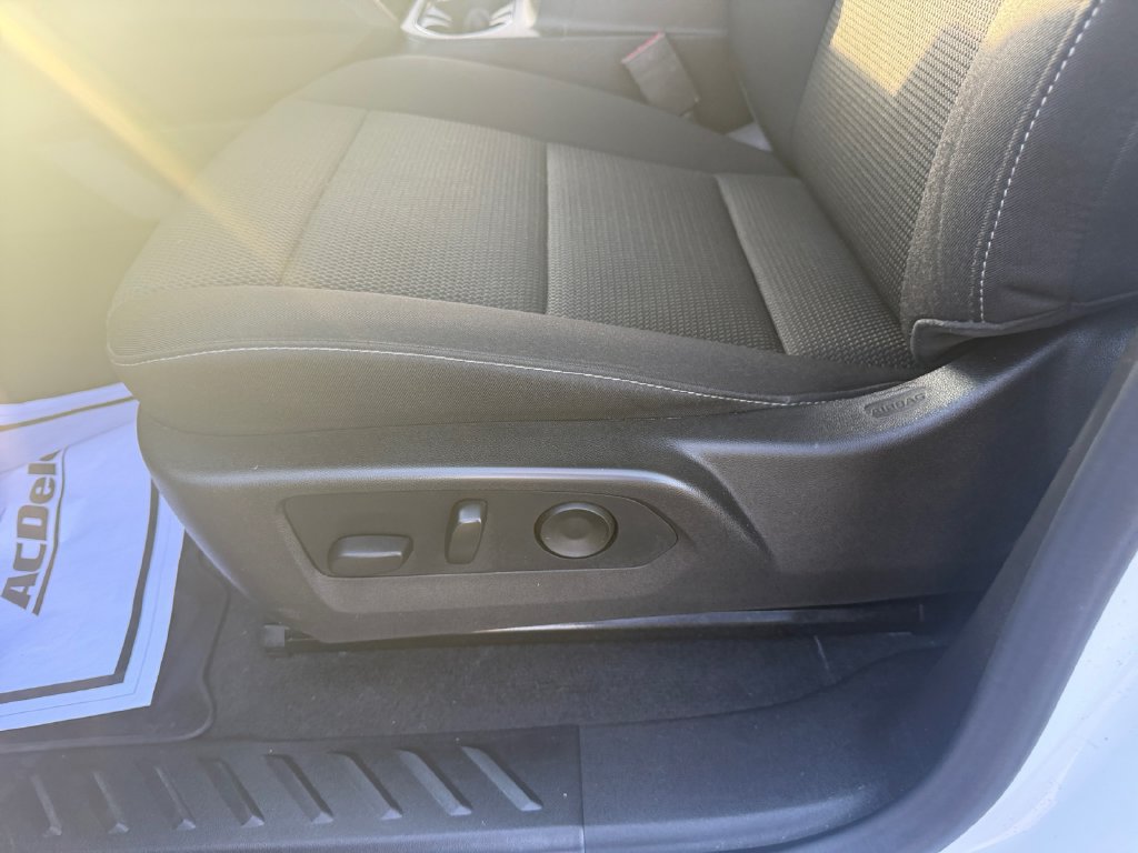 Used 2024 GMC Canyon Elevation w/ Convenience Package AWD/4WD image 13
