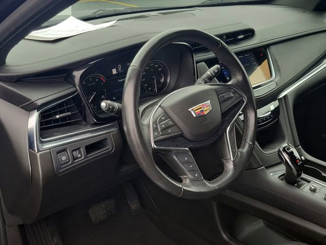 Certified 2023 Cadillac XT5 Premium Luxury w/ LPO, Floor Liner Package FWD image 9