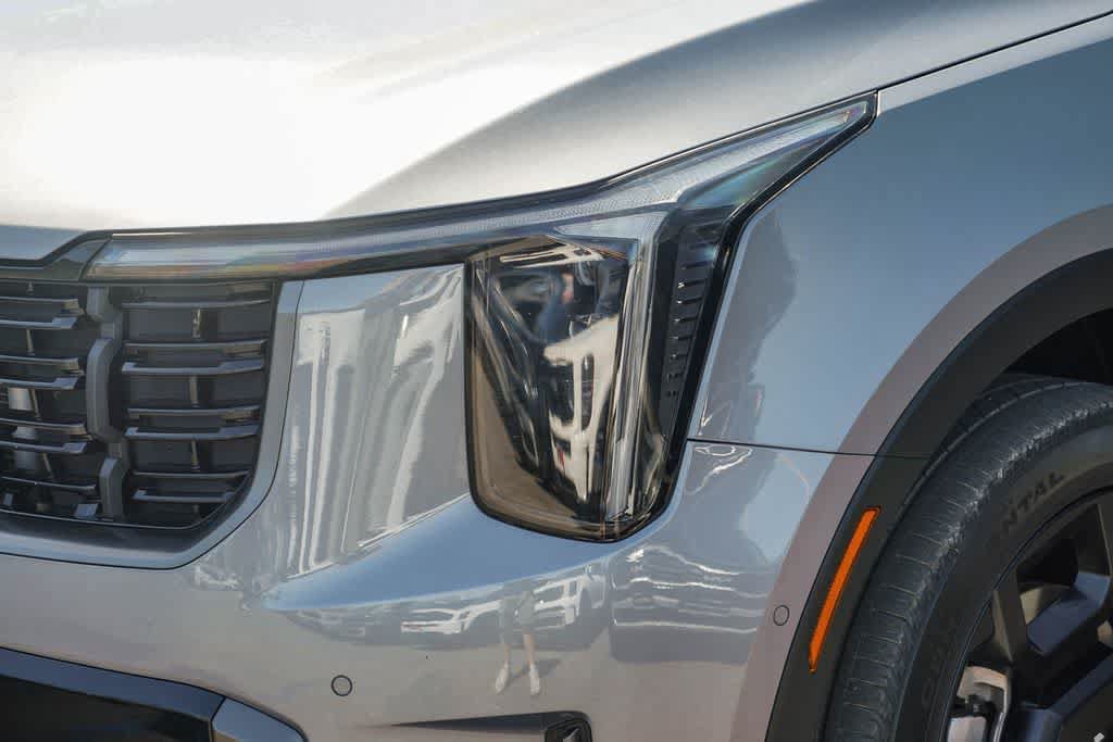 Certified 2024 Kia Sorento SX Prestige AWD/4WD image 8