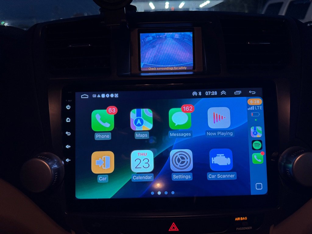 Used 2012 Toyota Highlander SE w/ Tow Pkg image 16