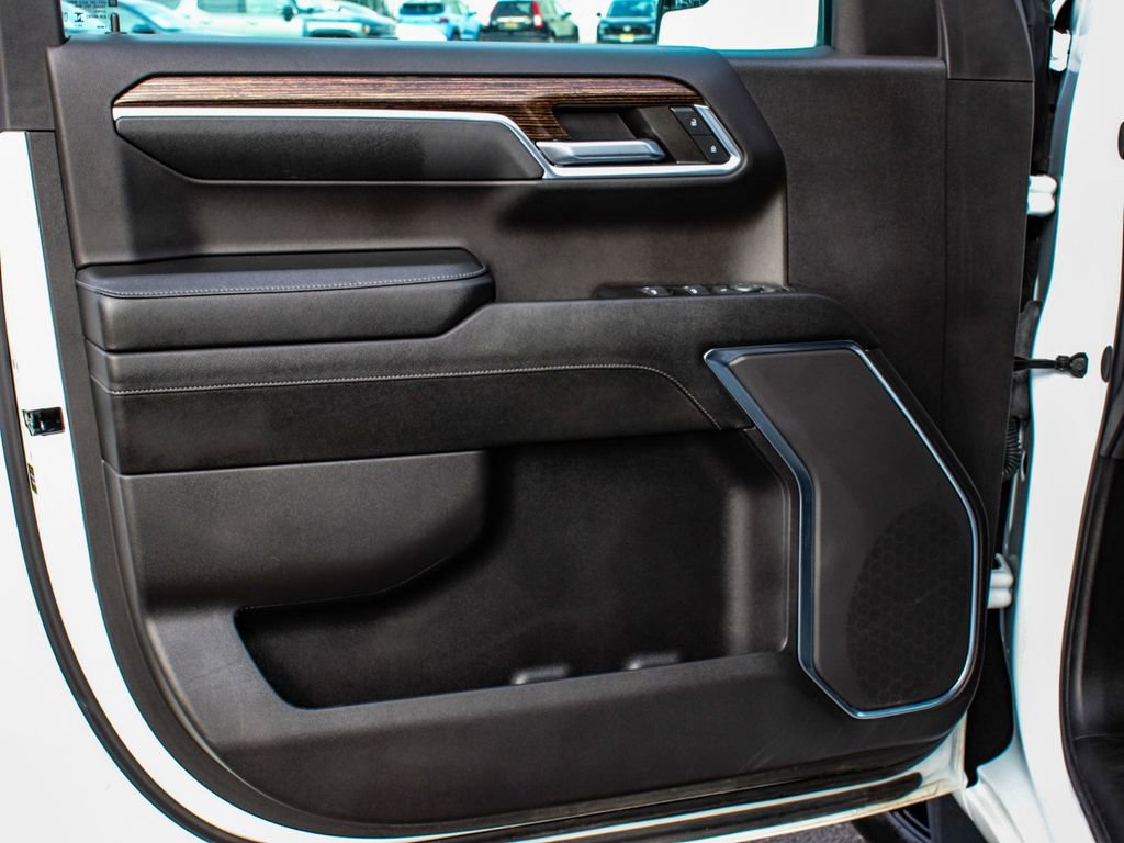 Used 2024 GMC Sierra 1500 Elevation image 8