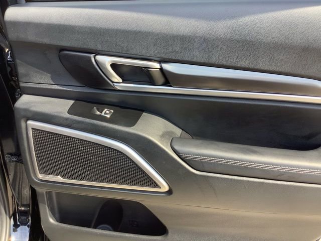 Used 2025 Kia Telluride S image 24