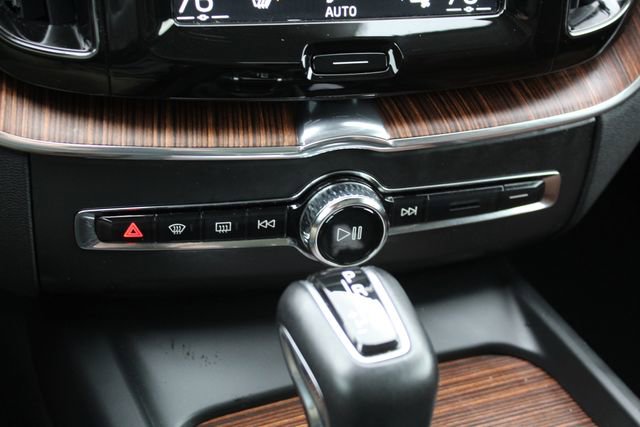 Used 2020 Volvo XC60 T6 Inscription w/ Protection Package AWD/4WD image 26