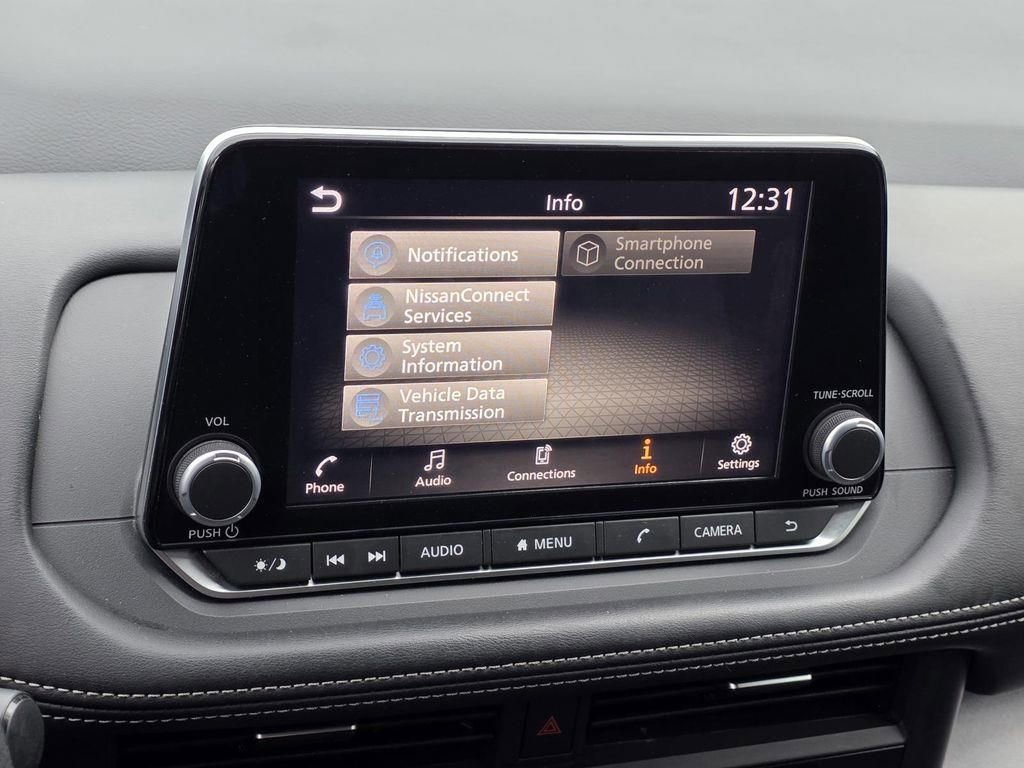 Used 2024 Nissan Rogue SV FWD image 11