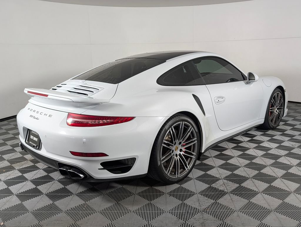 Used 2015 Porsche 911 Turbo image 7